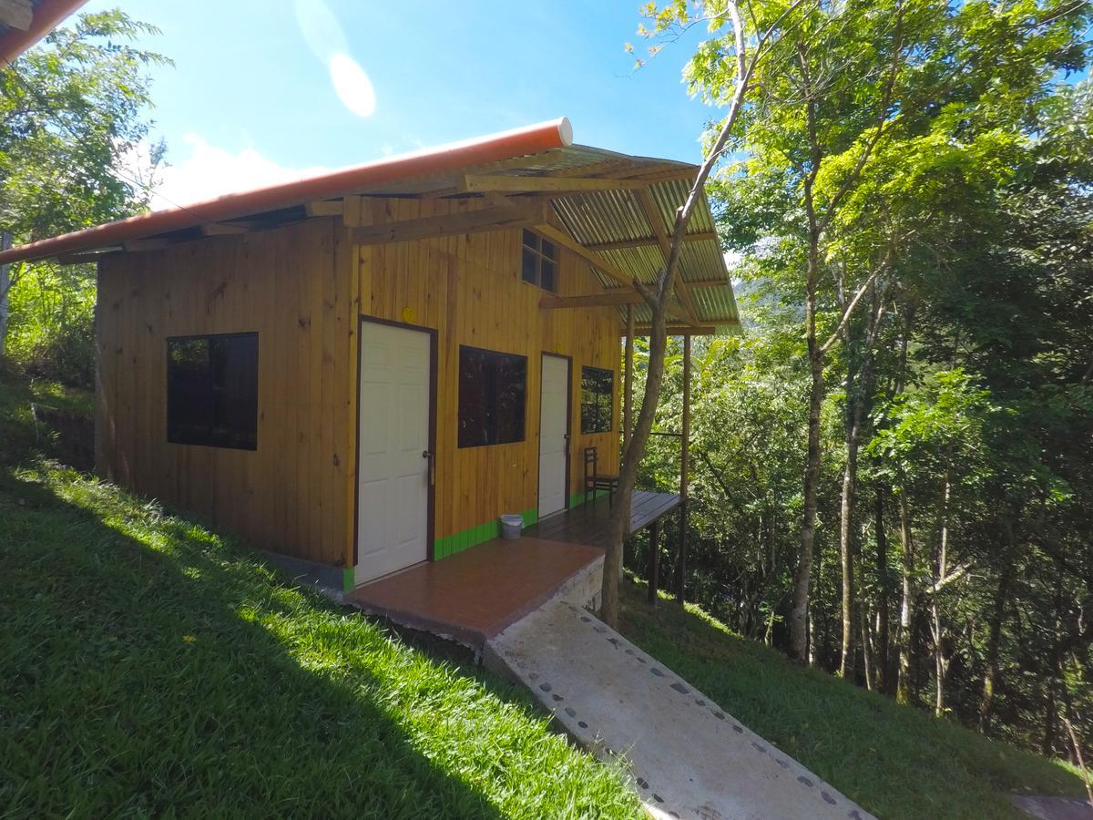 Ostello Oasis The Traveler Lanquín Esterno foto